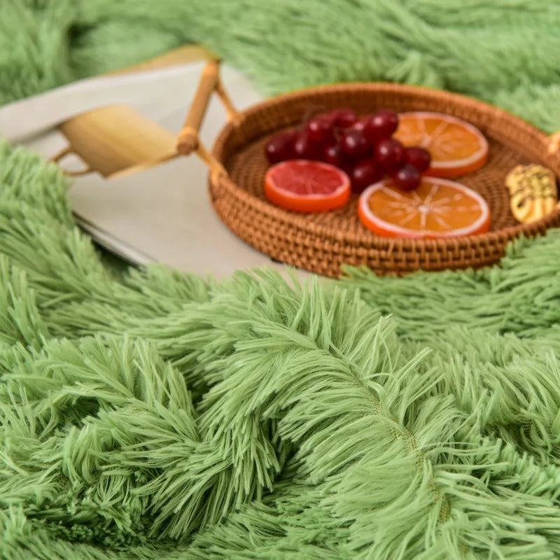 Long Hair Bedding Set,Green Mink Flannel Velvet Duvet Cover Set,Solid Warm Fleece Winter Bed Linens, 3/4pcs Queen Home Bedding