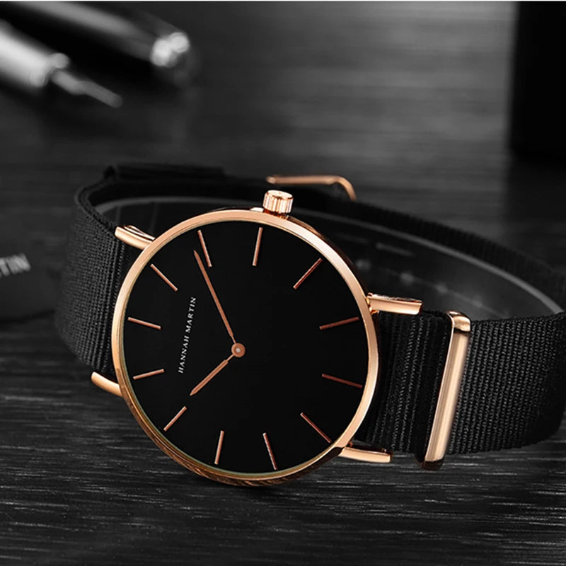 Montre-bracelet unisexe pour hommes, entièrement noire, fine, simple, tendance, sport, décontractée, étanche