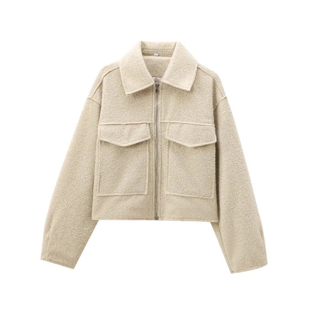 2024 Automne/Hiver Nouveau Produit Vêtements Décontractés pour Femmes Veste Courte à Col Simple et à Poches Décoratives, Élégante et à la Mode