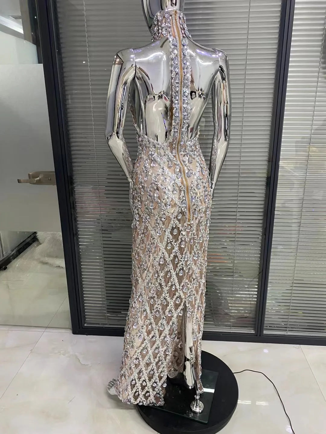High Quality Flashing Silver Rhinestone Crystals Fringes Transparent Long Birthday Celebrate Evening Party Dress