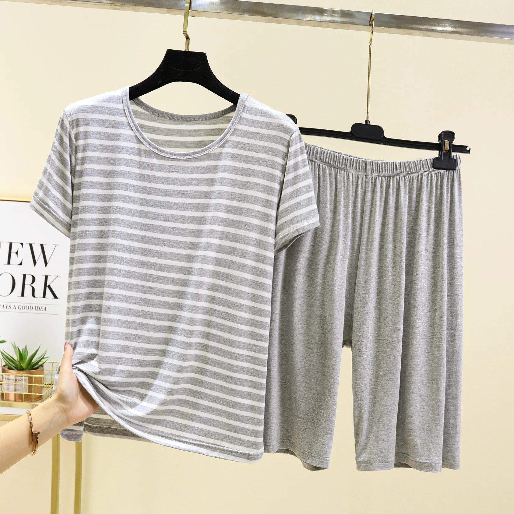 Modal Striped Spwear Set Women Summer Thin Loose ort Sve Casual orts Two Piece Set Comfortable Breathable Nightgown