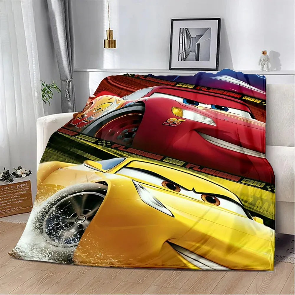 Couverture imprimée Cars McQueen Lightning, couverture de pique-nique, couverture chaude, couverture douce et confortable, cadeau d'anniversaire pour la maison et les voyages