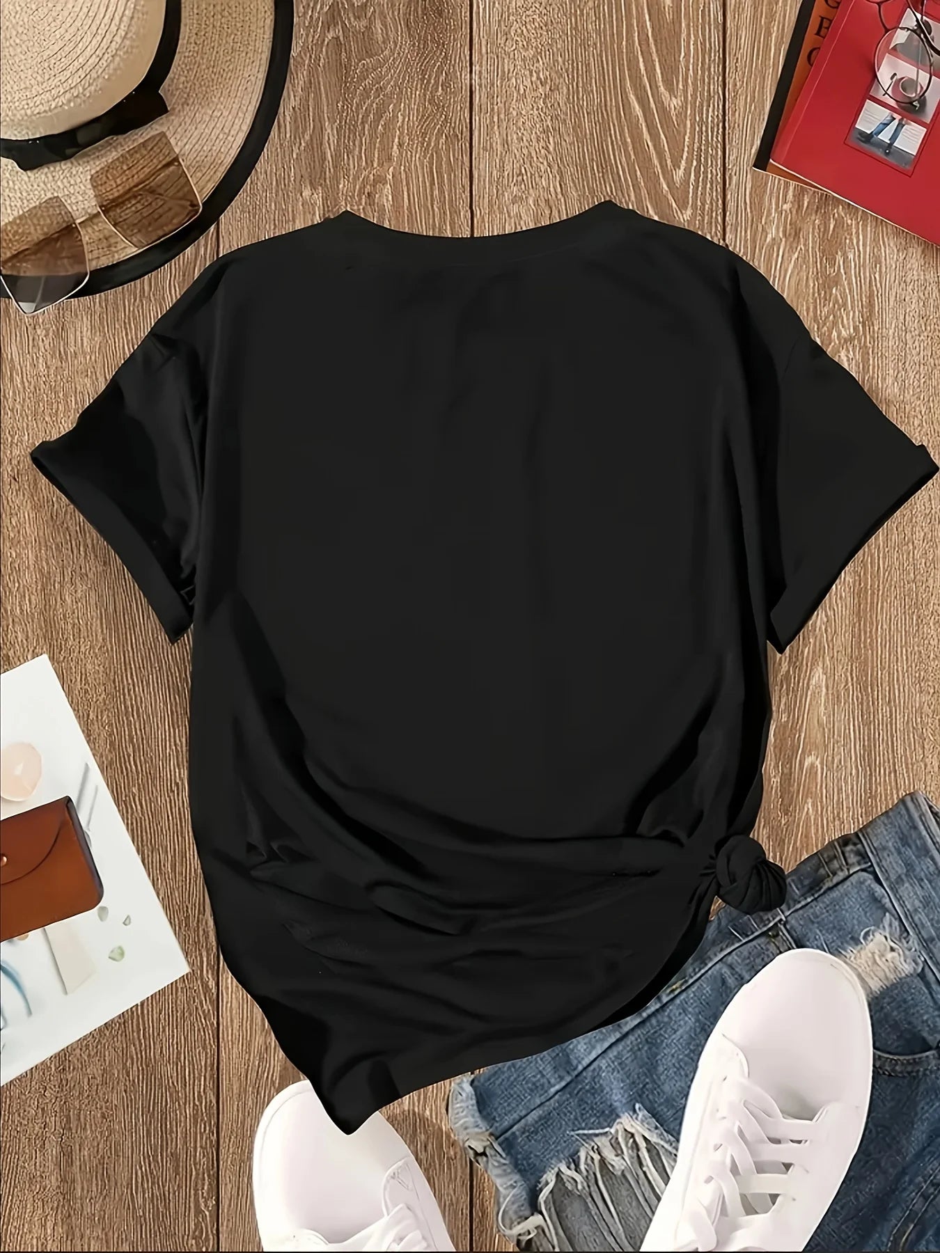Polyester Tee with Geometric PatternAll Season Comfort Women'S Casual Cherry Print T-Shirt Short Sleeve