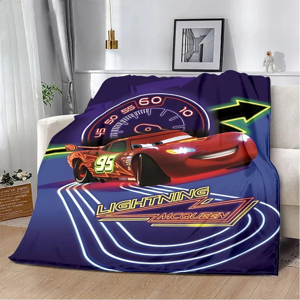Couverture imprimée Cars McQueen Lightning, couverture de pique-nique, couverture chaude, couverture douce et confortable, cadeau d'anniversaire pour la maison et les voyages