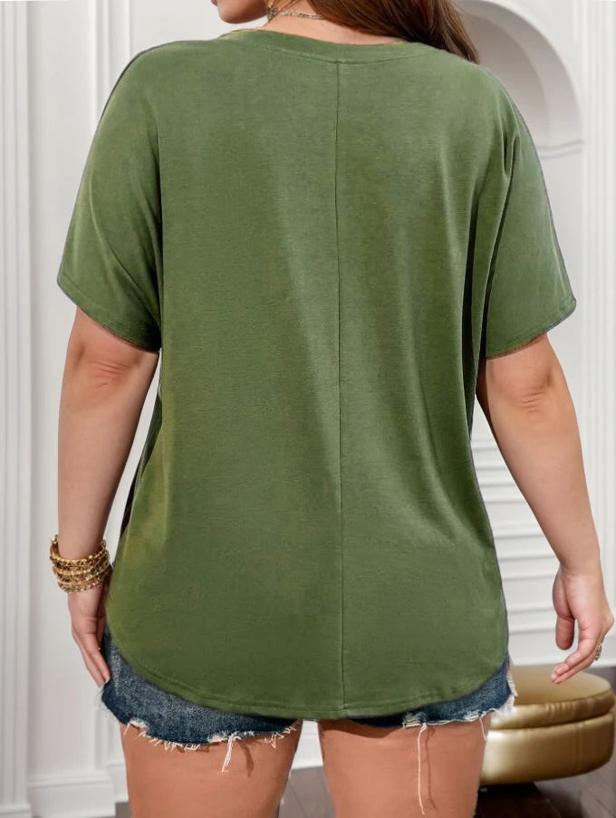 Plus Size European and American Cross Border New Women's V-neck Casual Solid Color Pocket T-shirt