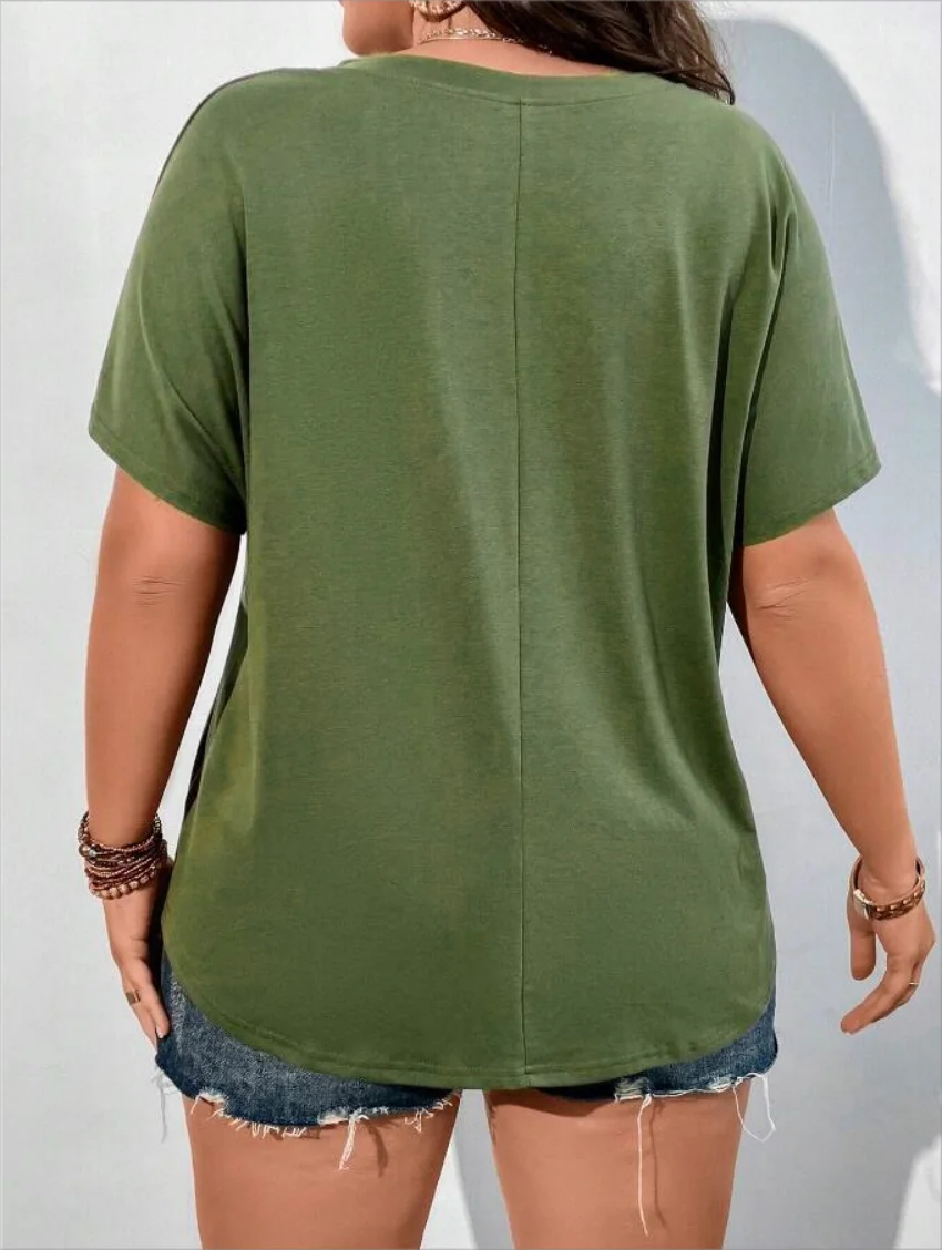 Plus Size European and American Cross Border New Women's V-neck Casual Solid Color Pocket T-shirt