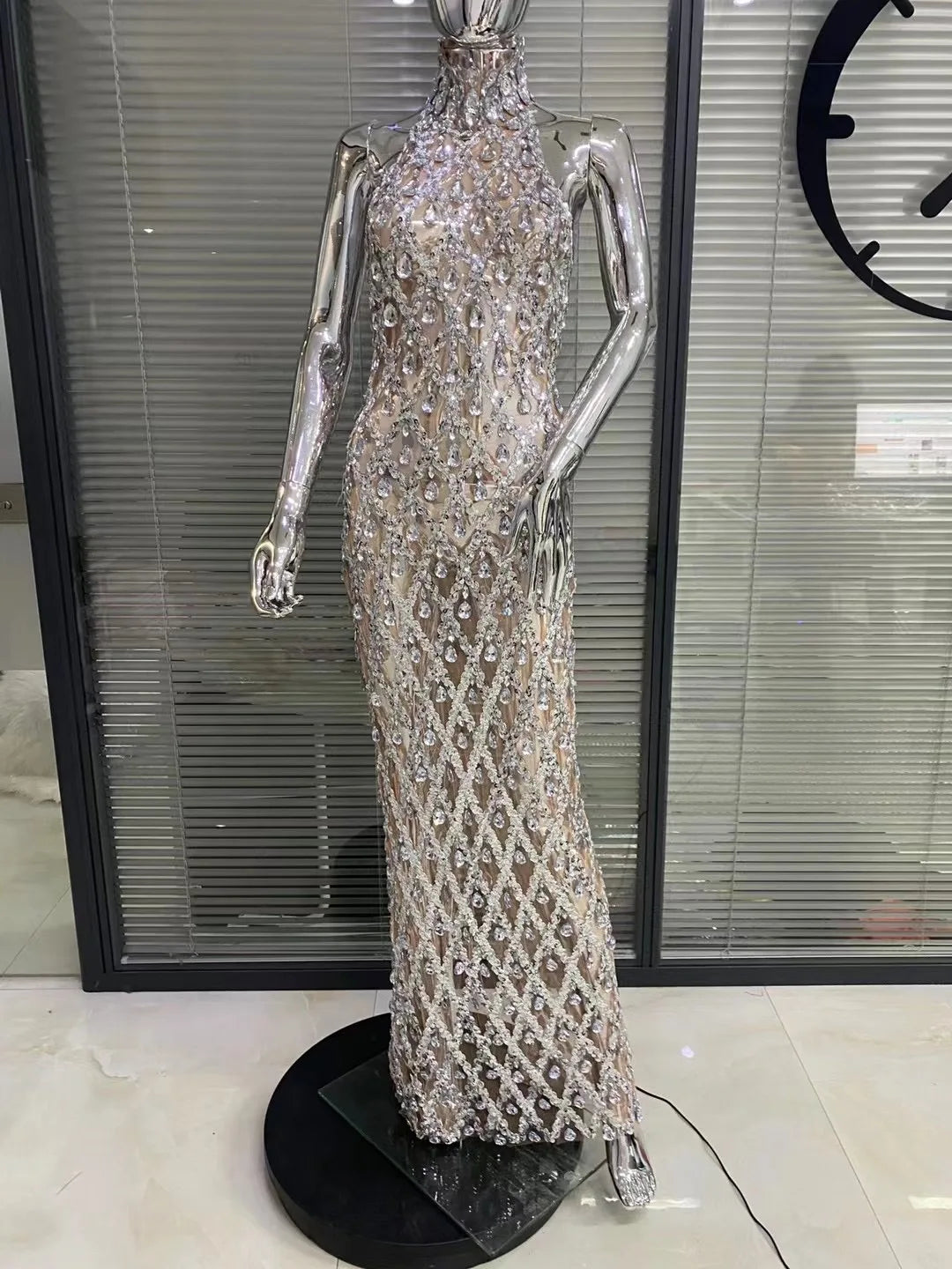 High Quality Flashing Silver Rhinestone Crystals Fringes Transparent Long Birthday Celebrate Evening Party Dress