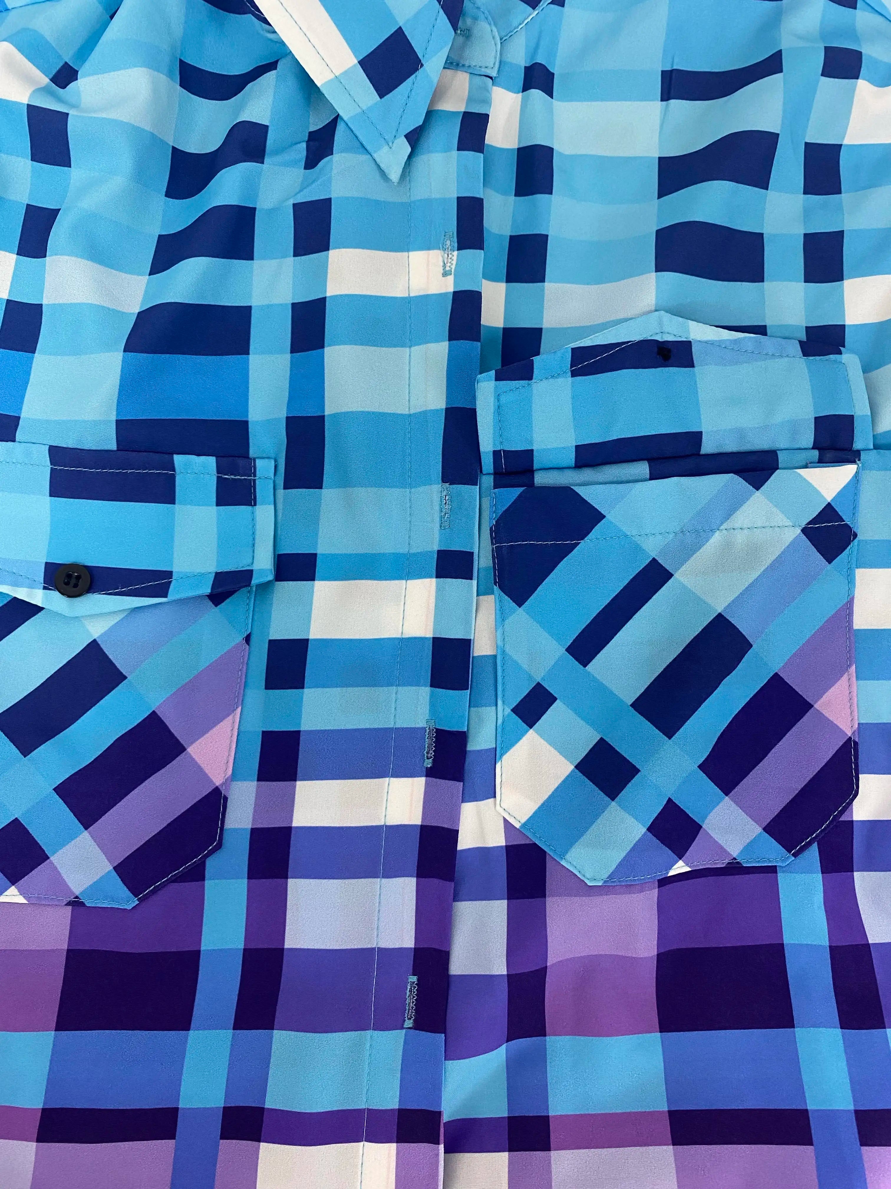 Gradient checkered pocket lapel shirt