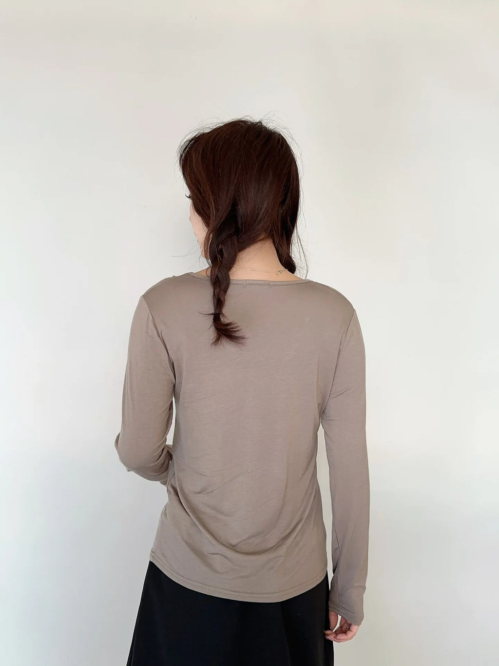 Plus size L to 6XL U-Neck Women's T-shirt Long sleeves Loose Bottomed Tshirts solid color Casual Tee Tops All match